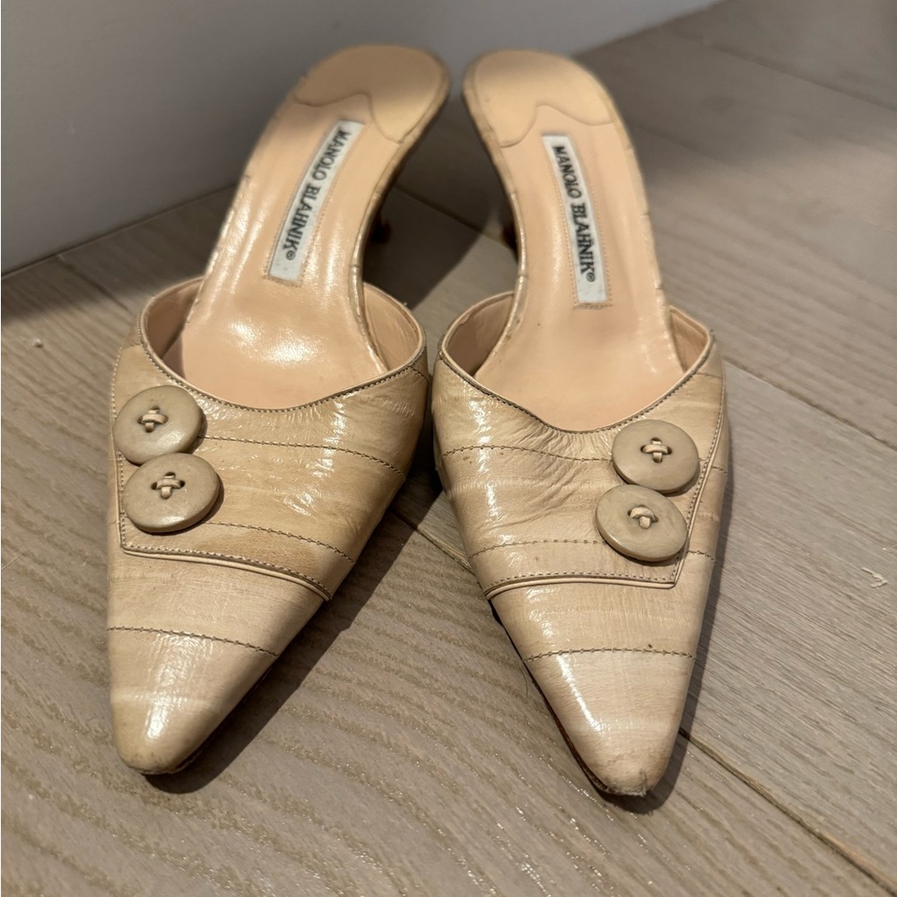 Vintage manolo blahnik mules!